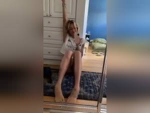 Slut gets fucked by her dog - Extreme XXX Video