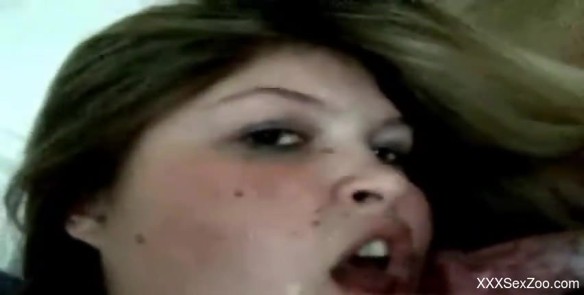 Attractive girl enjoying oral with a sexy beast