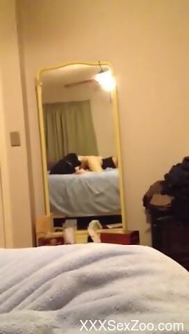 Amateur woman gets filmed in secret when she fucks with the dog