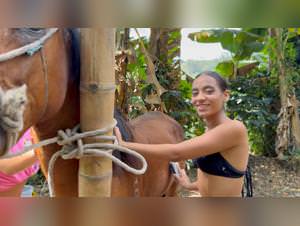 Mia coral: animalistic sex, explicit scenes