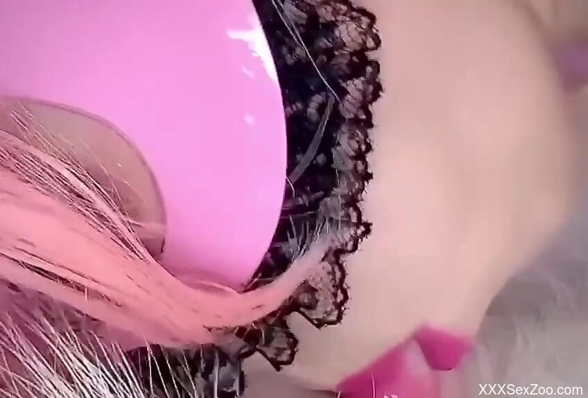 Hot woman sucks the dog's dick on cam and provides stunning views