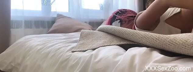 Cam slut filmed trying doggy style sex with a dog